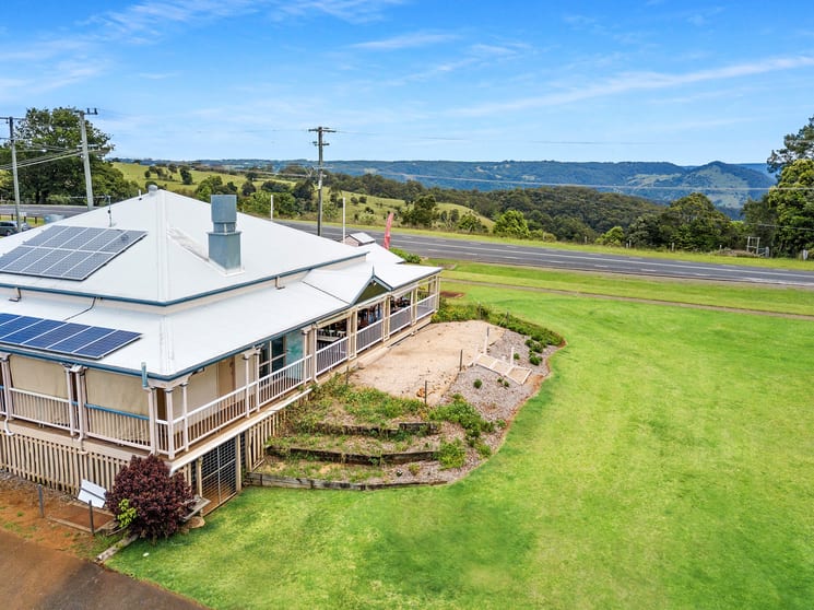 Click to view all images Witta QLD 4552 - Image 1