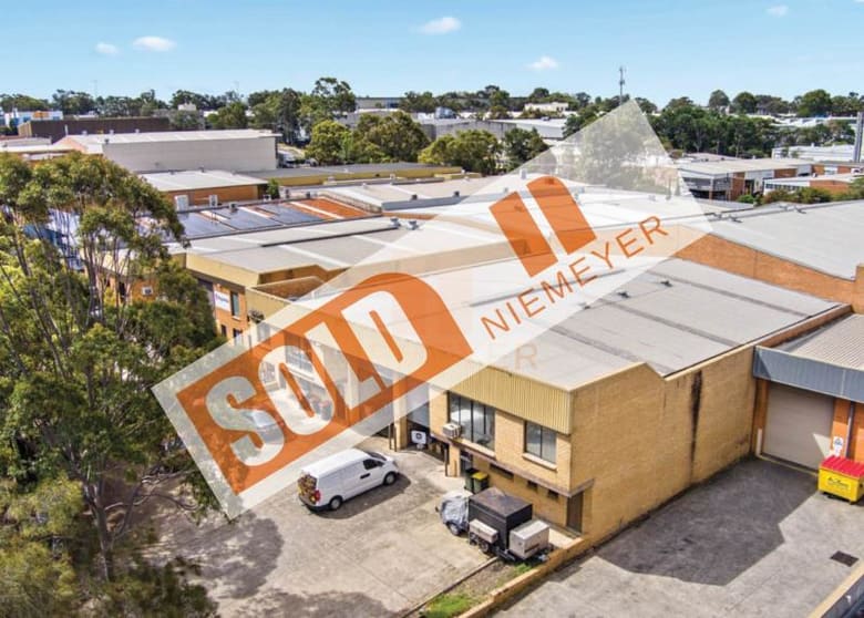 Click to view all images Freestanding Warehouse/34 Garema Circuit Kingsgrove NSW 2208 - Image 1