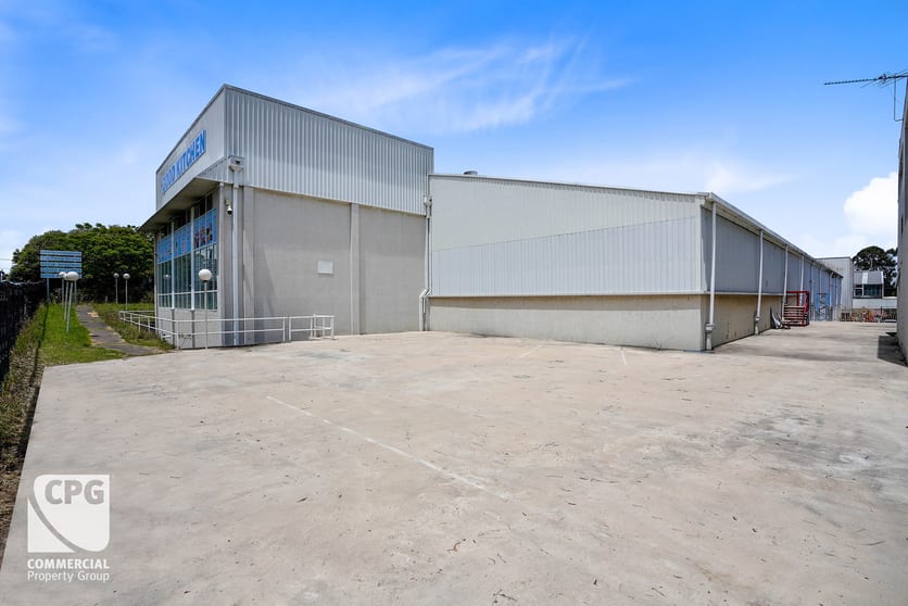 Click to view all images 38 Lisbon Street Fairfield East NSW 2165 - Image 2