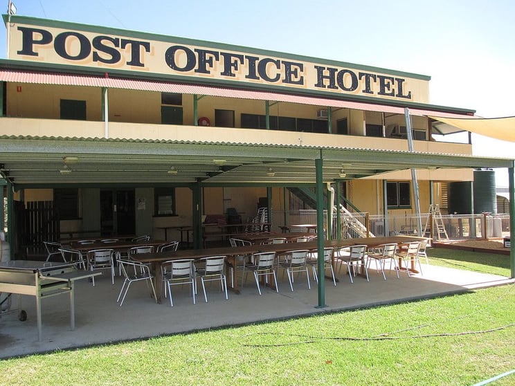 Click to view all images 17 Queen Street Chillagoe QLD 4871 - Image 3