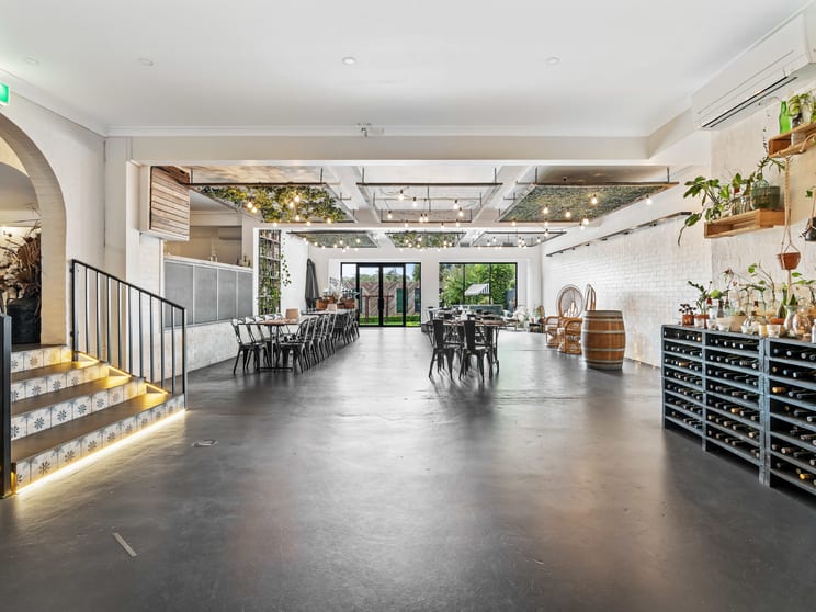 Click to view all images 25 Forresters Beach Road Forresters Beach NSW 2260 - Image 1