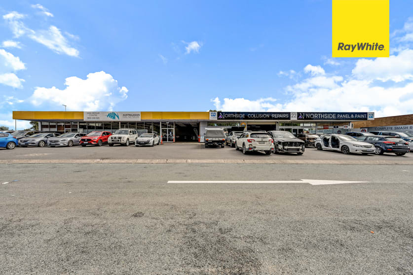 Click to view all images 1,2,3/22-36 Oatley Court Belconnen ACT 2617 - Image 2