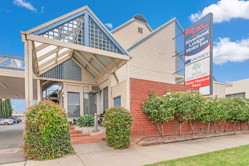 Click to view all images 476-484 High Street Echuca VIC 3564 - Image 1
