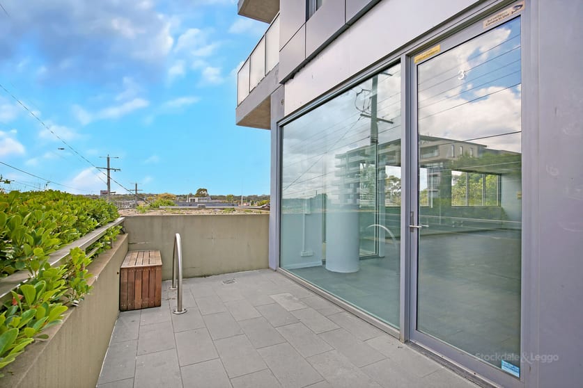 Click to view all images 3/1320 Plenty Road Bundoora VIC 3083 - Image 2