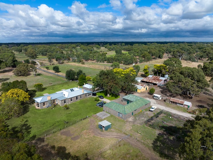 1785 Donnybrook Road Woodstock VIC 3751 - Image 2