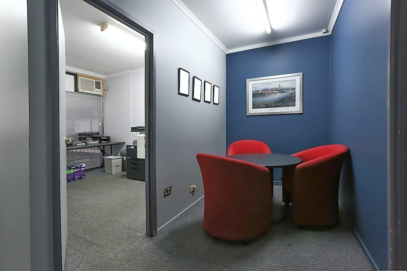 Click to view all images 21-23/8 Dennis Road Springwood QLD 4127 - Image 1