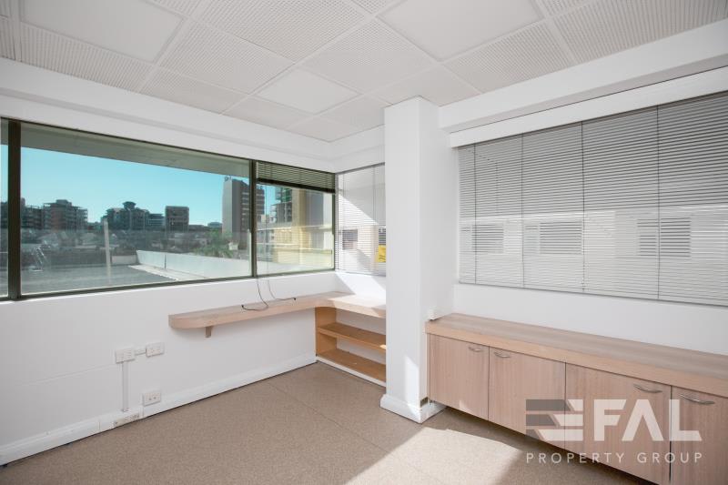 Click to view all images Level 1 Suite 24/201 Wickham Terrace Spring Hill QLD 4000 - Image 2