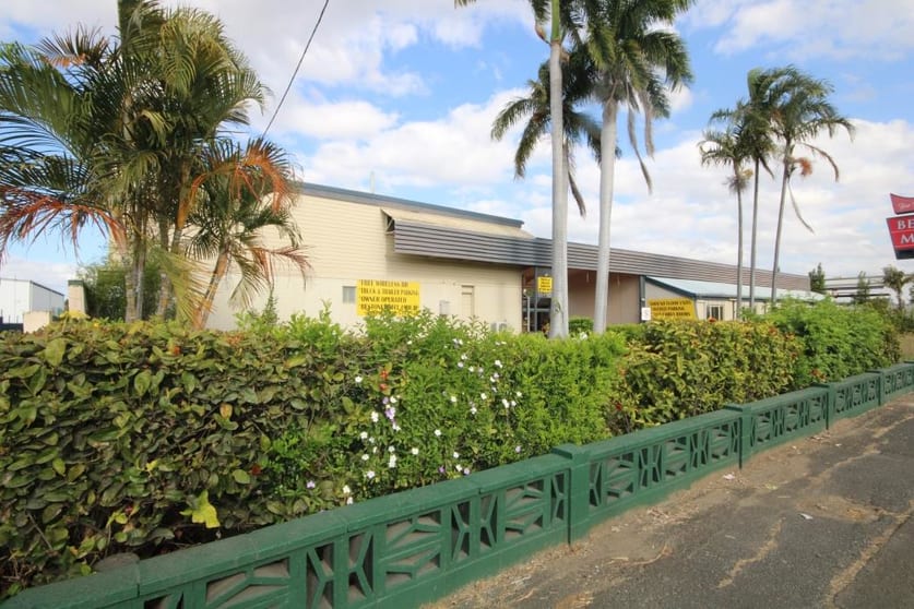 Click to view all images 75 Gladstone Road Allenstown QLD 4700 - Image 2