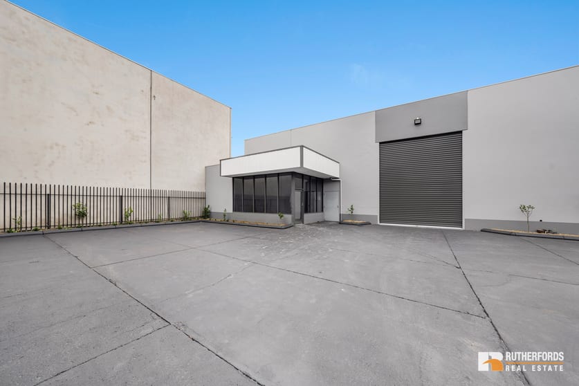 2/176-178 Cherry Lane Laverton North VIC 3026 - Image 3