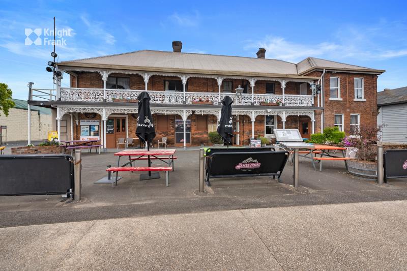 Click to view all images 38-40 Main Street Sheffield TAS 7306 - Image 3