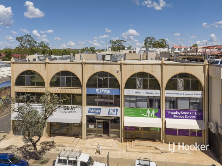 Click to view all images 19 Hartley Street Alice Springs NT 0870 - Image 1
