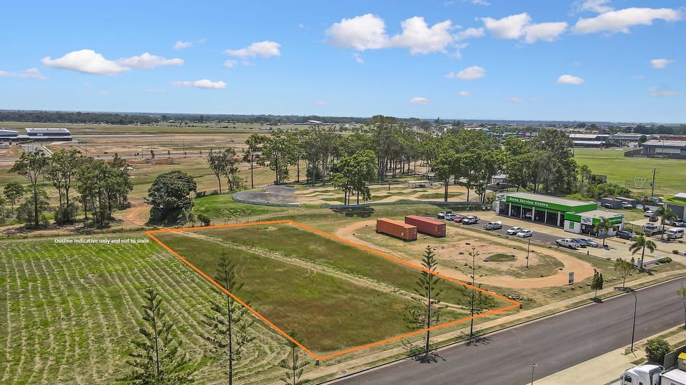 Click to view all images 12 Lillian Crescent Kensington QLD 4670 - Image 2