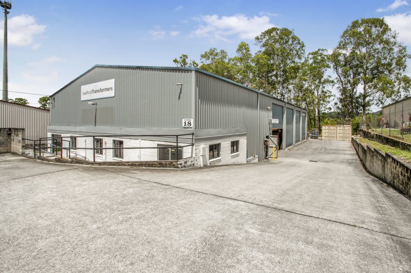 Click to view all images 18 Chambers Road Woodford QLD 4514 - Image 1