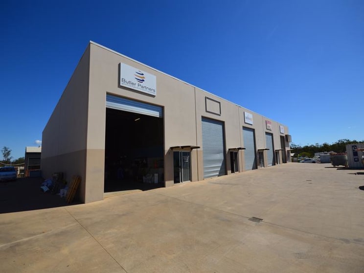 1,3,4&5/27-29 O'Neil Street Moranbah QLD 4744 - Image 1
