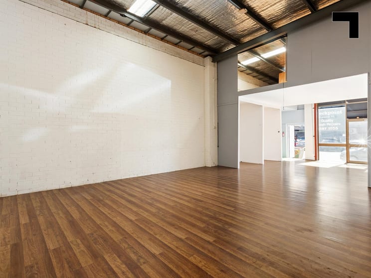 Click to view all images 284 Barkly Street Brunswick VIC 3056 - Image 2