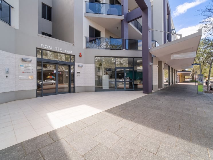Click to view all images East Perth WA 6004 - Image 3