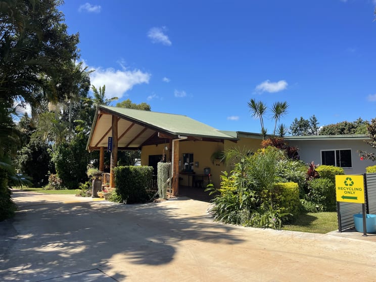 Click to view all images Atherton QLD 4883 - Image 1