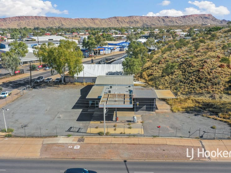 Click to view all images 40 Stuart Highway Ciccone NT 0870 - Image 2