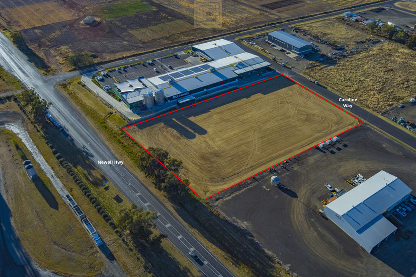 Click to view all images 11 Caroline Way Narrabri NSW 2390 - Image 3