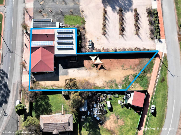 Click to view all images 22 Carrington Street Darlington Point NSW 2706 - Image 2