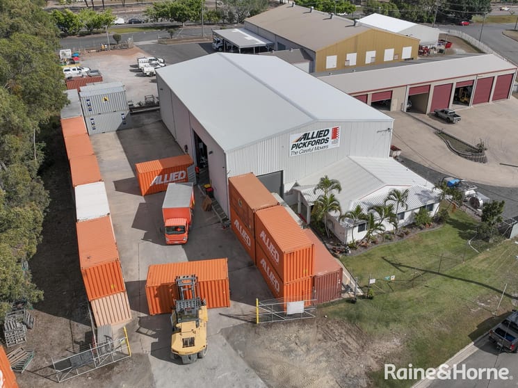 Click to view all images 5 Bentley Street South Gladstone QLD 4680 - Image 3