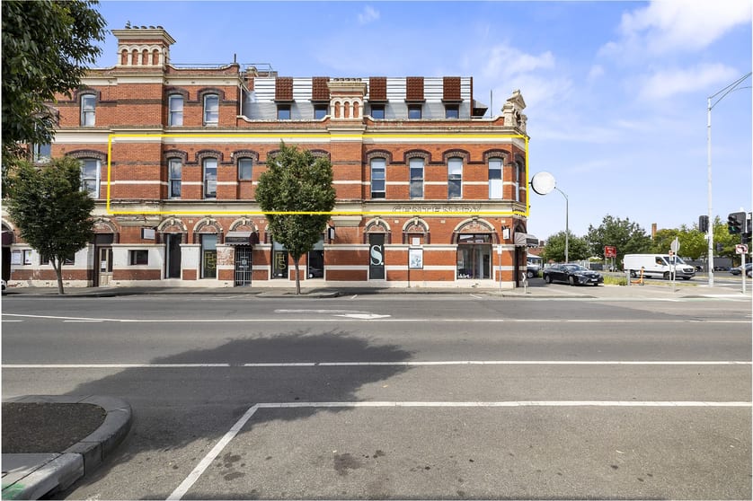 4/3 Peel Street South Bakery Hill VIC 3350 - Image 1