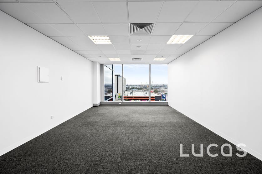 Click to view all images 1107/401 Docklands Drive Docklands VIC 3008 - Image 3