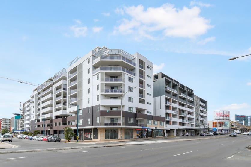 Click to view all images shop 3/32 Castlereagh Street Liverpool NSW 2170 - Image 1