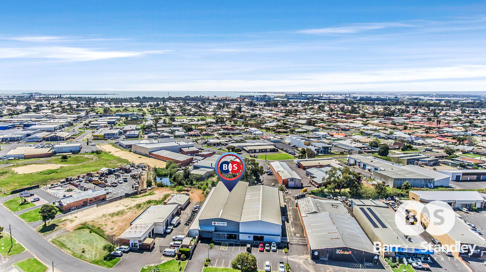 Click to view all images 17 Denning Road East Bunbury WA 6230 - Image 1