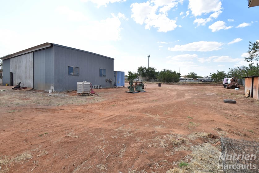 Click to view all images 16 Maloney Street Tennant Creek NT 0860 - Image 3