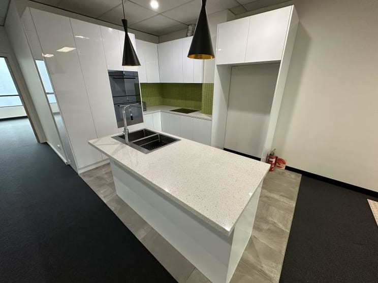 Click to view all images Level 1/3-34 Wirraway Dr Port Melbourne VIC 3207 - Image 2