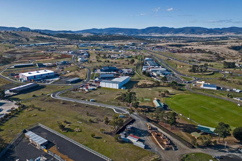 Click to view all images 73 Greenbanks Road Bridgewater TAS 7030 - Image 2