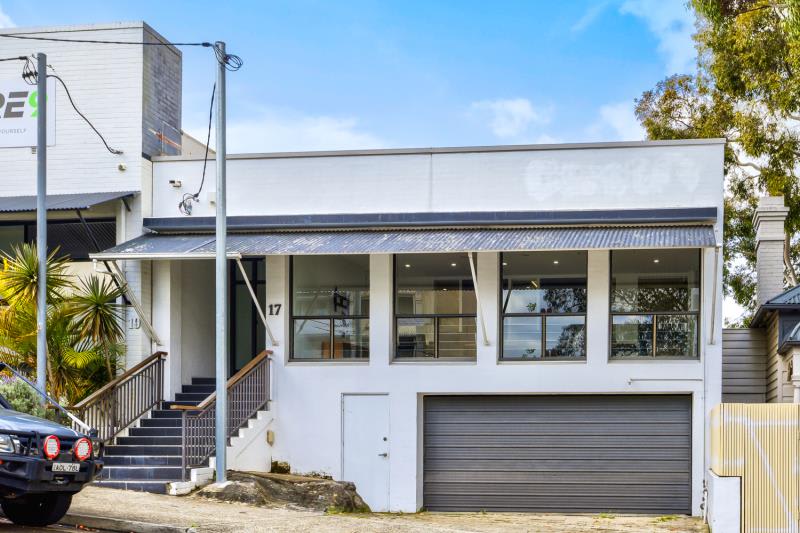 Click to view all images 17 Chuter Street Mcmahons Point NSW 2060 - Image 1