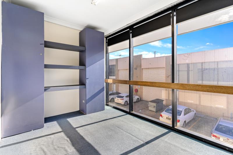 Click to view all images Unit 26/27-31 Wentworth St Greenacre NSW 2190 - Image 3