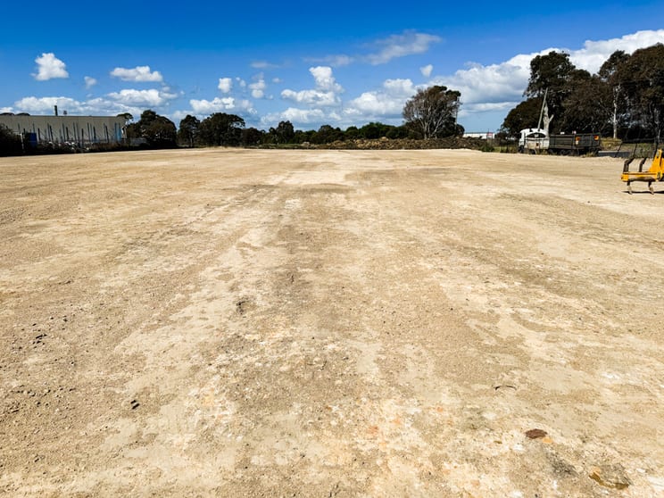 Click to view all images 525-527 Hammond Road Dandenong South VIC 3175 - Image 3