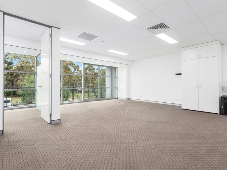 Click to view all images 2.05/4 Columbia Court Norwest NSW 2153 - Image 3