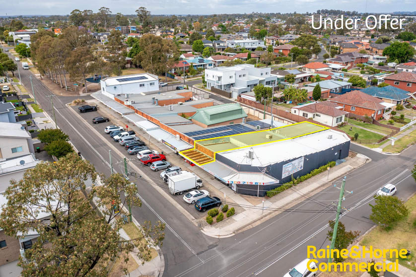 Click to view all images 3 Maryvale Avenue Liverpool NSW 2170 - Image 1
