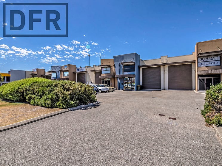 Click to view all images 2/11 Blackly Row Cockburn Central WA 6164 - Image 3