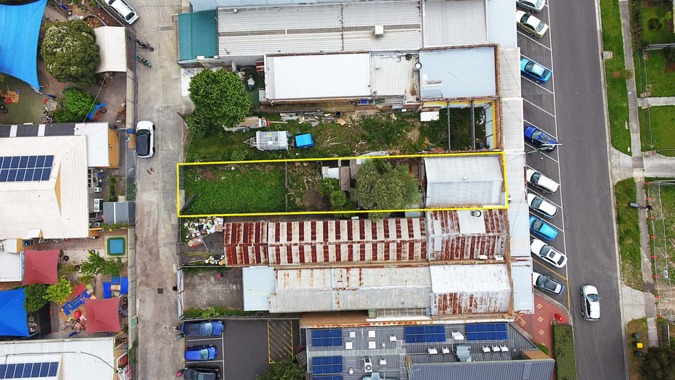 Click to view all images 13 Cleveland Road Ashwood VIC 3147 - Image 3