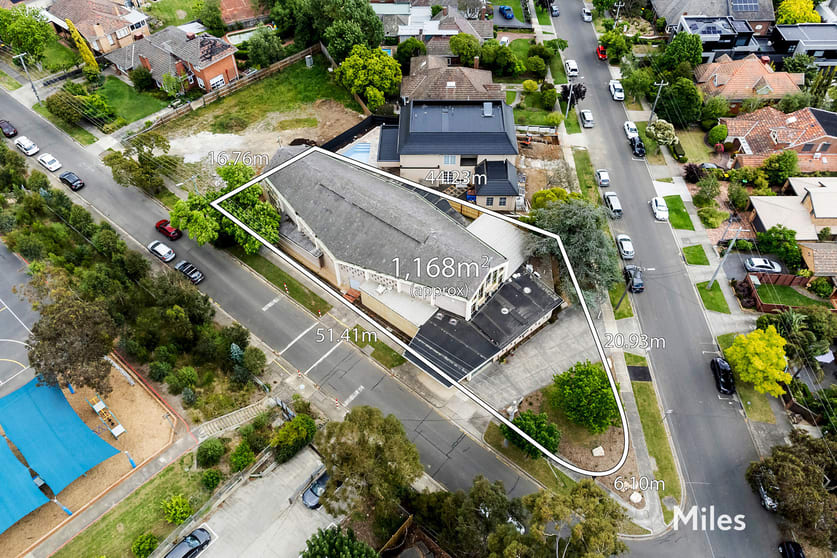 Click to view all images 56 Wilfred Road Ivanhoe East VIC 3079 - Image 1