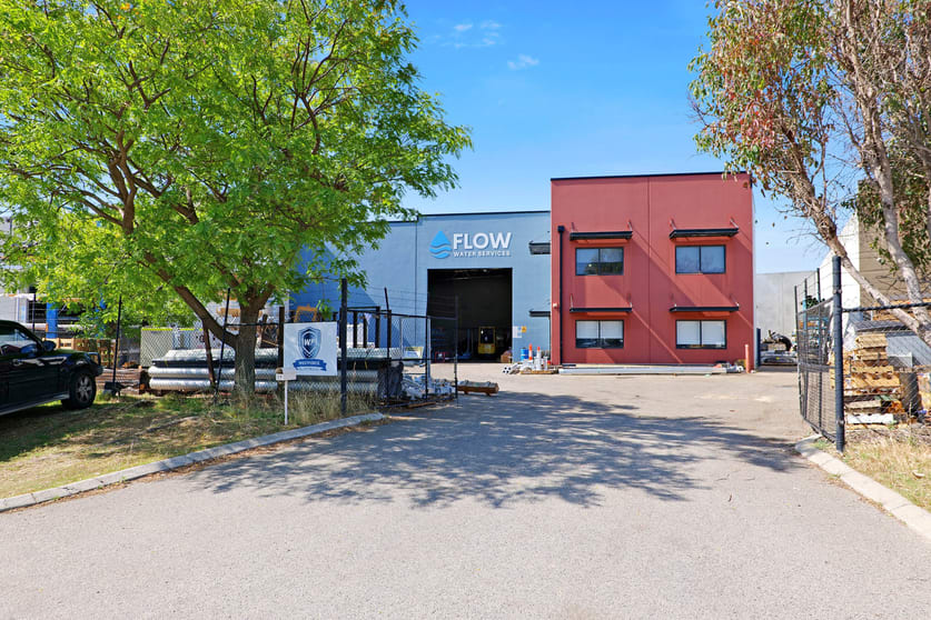 Click to view all images 19 Ernest Clark Road Canning Vale WA 6155 - Image 2