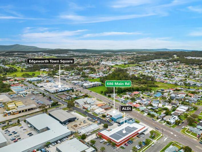 Click to view all images 686 Main Road Edgeworth NSW 2285 - Image 3