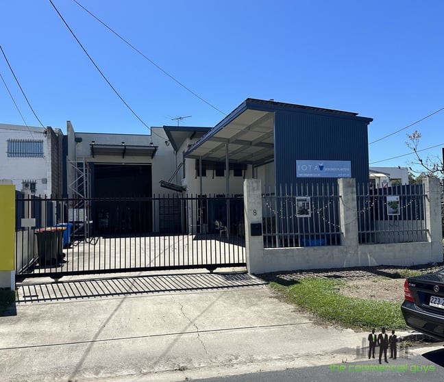 Click to view all images 8 Storie Street Clontarf QLD 4019 - Image 1