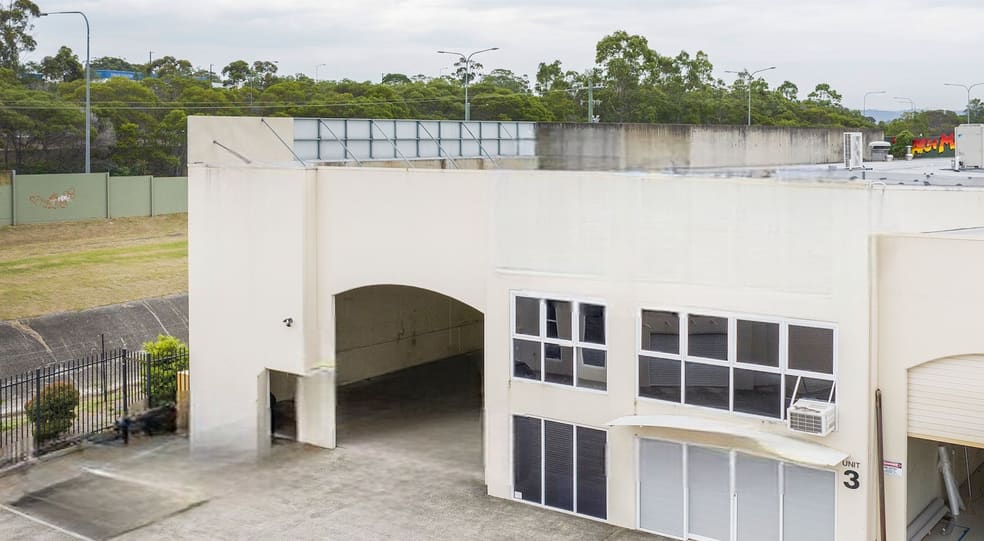 Click to view all images 3/17 Indy Court Carrara QLD 4211 - Image 2