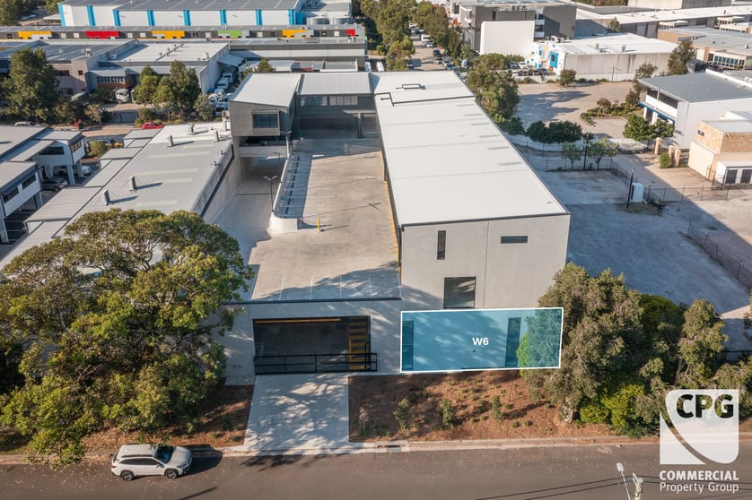 Click to view all images 27 Wurrook Circuit Caringbah NSW 2229 - Image 1