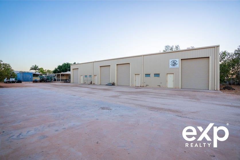 Click to view all images 24 Pellew Street Exmouth WA 6707 - Image 3