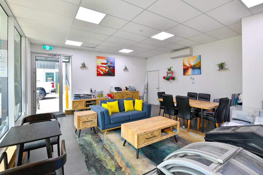 Click to view all images 4/8 Enterprise Drive Rowville VIC 3178 - Image 3
