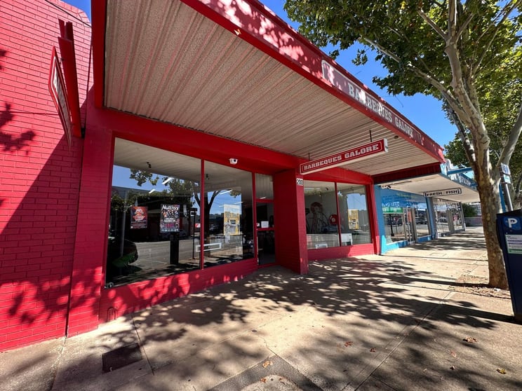 Click to view all images 200 Corio Street Shepparton VIC 3630 - Image 3