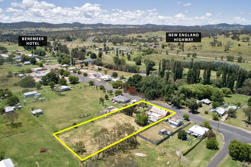 Click to view all images 109-111 Caroline Street Bendemeer NSW 2355 - Image 2