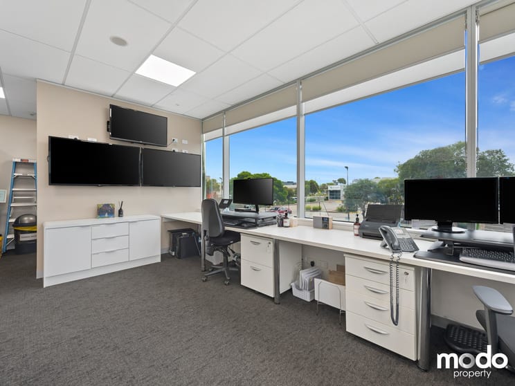 7/240 Plenty Road Bundoora VIC 3083 - Image 2